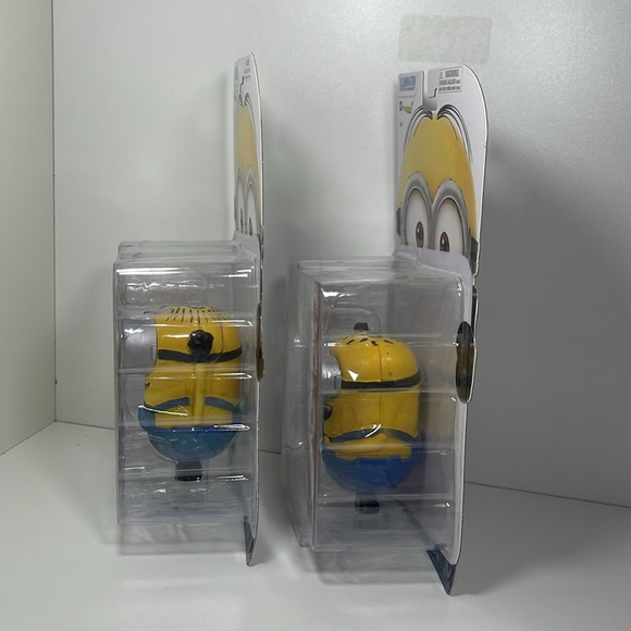 Despicable Me Minion Made Drop and Pop Jumping Minions Phil & Stuart NIP lot 2 - Picture 4 of 10